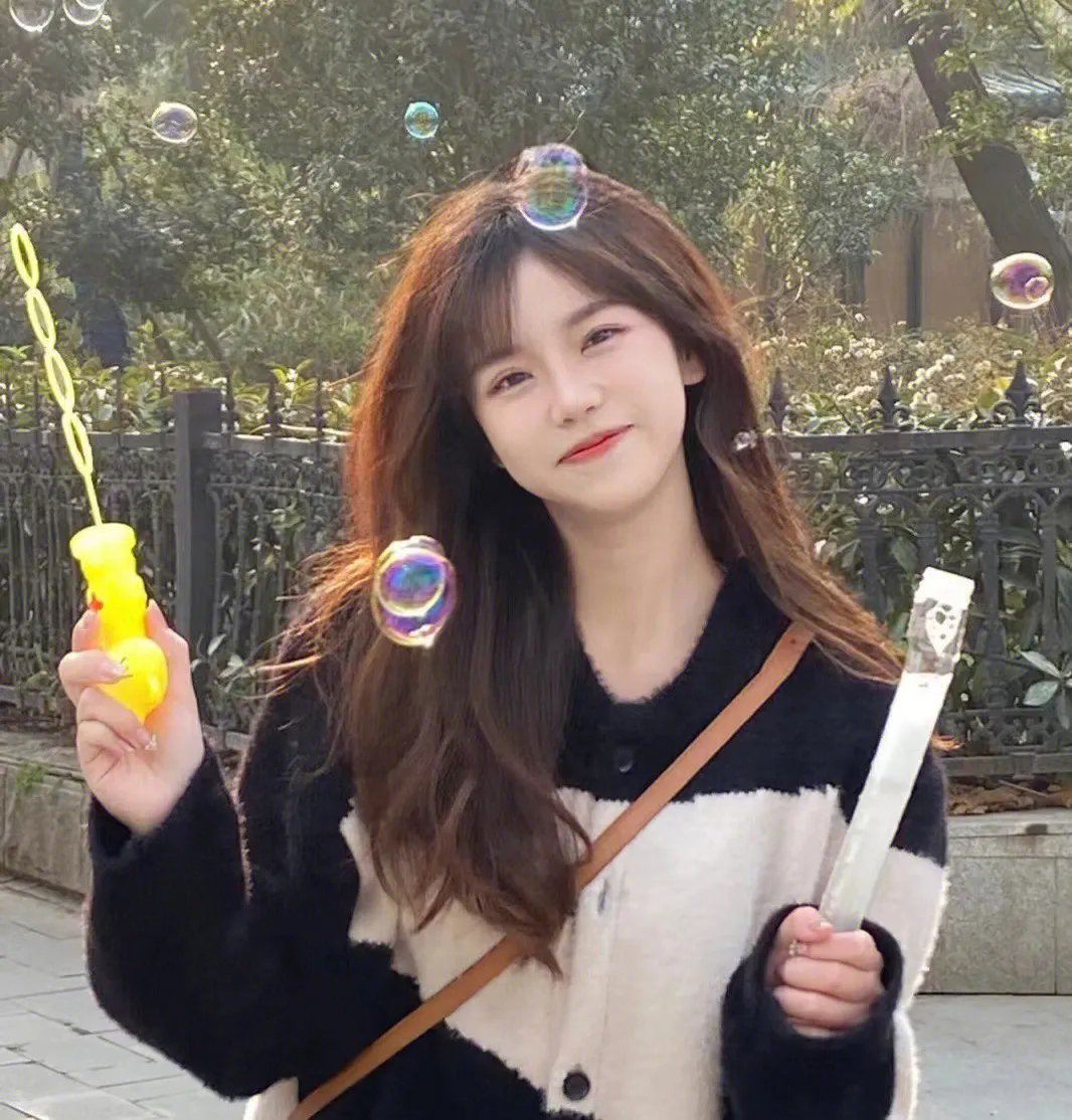 别惹新娘,她是龙国凤皇